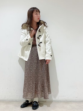 「earth music&ecology（アースミュージックアンドエコロジー）のアイテム（ダッフルコート）」を使った、やぎみさきさん（レディース・153cm）の冬コーディネート