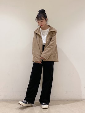 「earth music&ecology（アースミュージックアンドエコロジー）のアイテム（マウンテンパーカー）」を使った、やぎみさきさん（レディース・152cm）の秋コーディネート