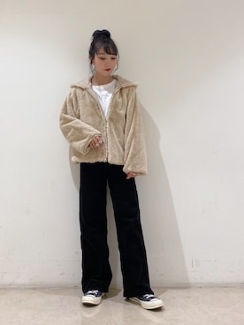 「earth music&ecology（アースミュージックアンドエコロジー）のアイテム（マウンテンパーカー）」を使った、やぎみさきさん（レディース・152cm）の秋コーディネート