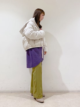 「earth music&ecology（アースミュージックアンドエコロジー）のセンタープレスフレアパンツ ＊（その他パンツ）」を使った、やぎみさきさん（レディース・152cm）の秋コーディネート