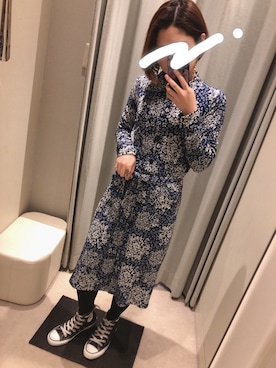 「agnes b.（アニエスベー）のJCD3 ROBE フラワープリントシャツワンピース（ワンピース、ブルー系）」を使った、🌜SOㄹA🌛さん（レディース）の冬コーディネート