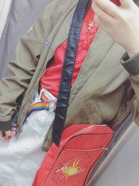 「GU（ジーユー）のアイテム（Tシャツ/カットソー、レッド系）」を使った、まつさん（レディース・149cm）の秋コーディネート