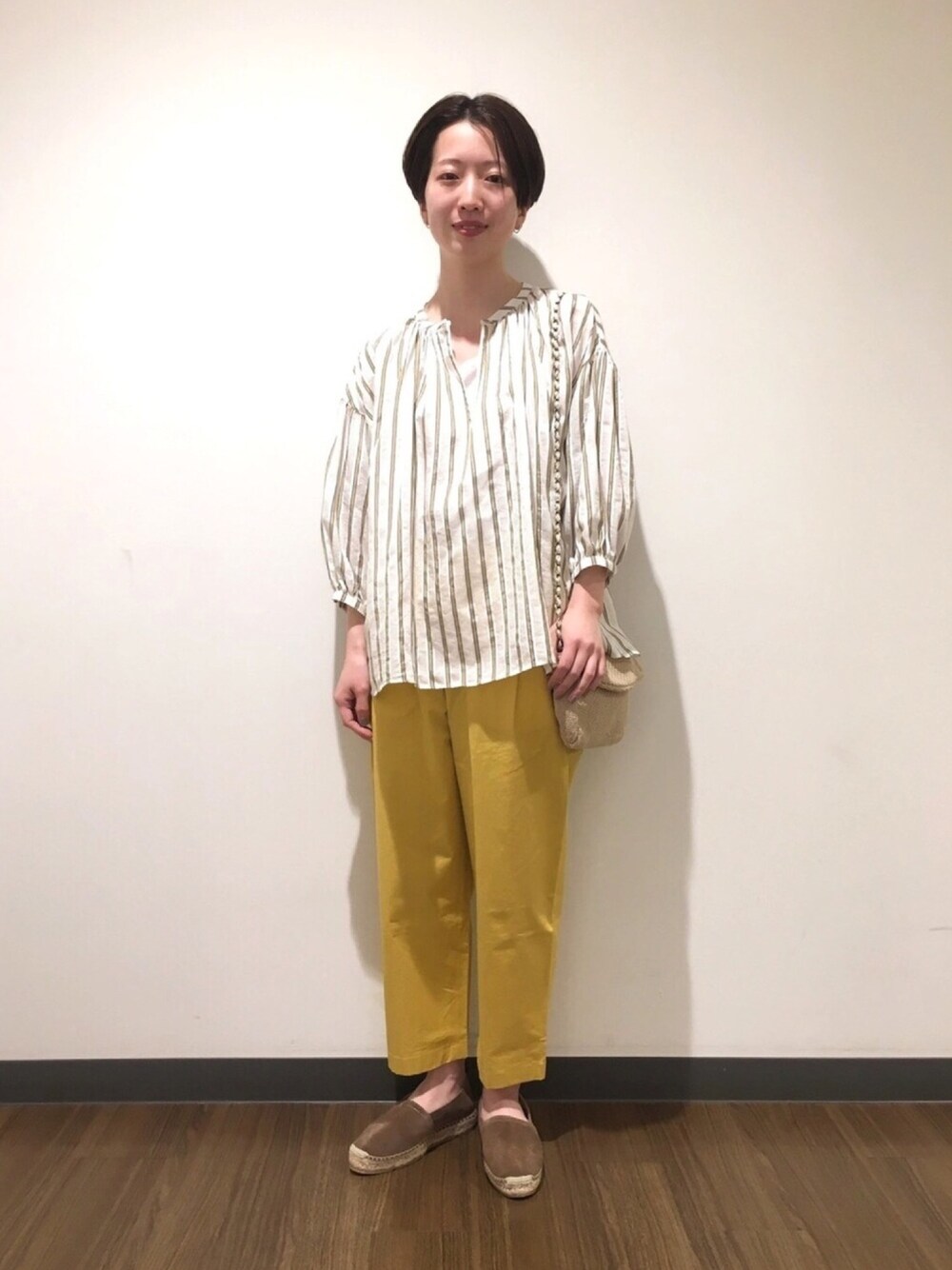 Kosugi Yunaさんの「【LE GLAZIK】ギャザーネックシャツ NAG WOMEN（LE GLAZIK）」を使ったコーディネート