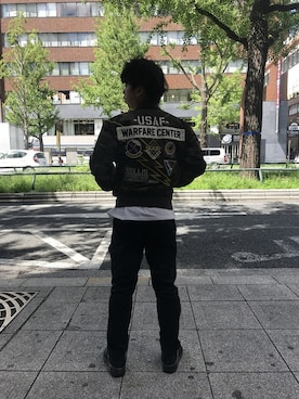 「アイテム（MA-1、その他）」を使った、南慎也さん（メンズ・166cm）の秋コーディネート