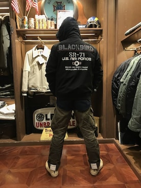 「アイテム（ミリタリージャケット）」を使った、南慎也さん（メンズ・166cm）の冬コーディネート