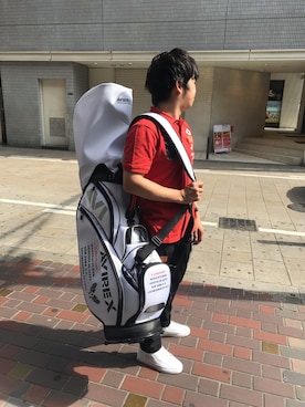 「スポーツ」｜「アイテム（ポロシャツ）」を使った、南慎也さん（メンズ・166cm）の春コーディネート
