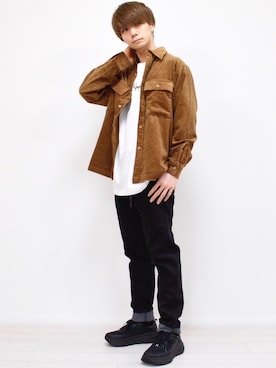 「UNION STATION（ユニオンステーション）のビッグシルエットコーデュロイシャツ（シャツ/ブラウス）」を使った、MASAKIさん（メンズ・168cm）の秋コーディネート