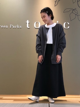 「Green　Parks（グリーンパークス）の・ELENCARE DUE 2wayウラケプルオーバー＊（Tシャツ/カットソー、グレー系）」を使った、たかやまゆいさん（レディース・153cm）の冬コーディネート