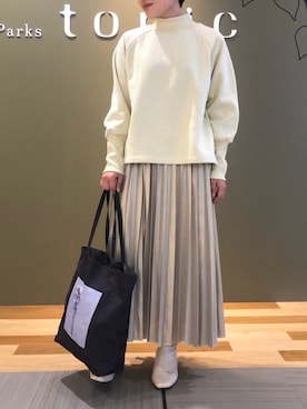 「Green　Parks（グリーンパークス）の・SUGAR SPOON スウェーディハイネックプル＊（Tシャツ/カットソー、イエロー系）」を使った、たかやまゆいさん（レディース・153cm）の冬コーディネート