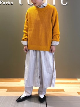 「CRAFT STANDARD BOUTIQUE（クラフトスタンダードブティック）の【2021SS】クルーネック畔ニットプルオーバー《ウォッシャブル仕様》（ニット/セーター、オレンジ系）」を使った、たかやまゆいさん（レディース・153cm）の冬コーディネート