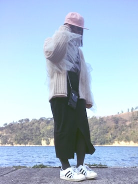「黒スカート」｜「アイテム（財布/小物）」を使った、mikku.さん（レディース・149cm）の春コーディネート
