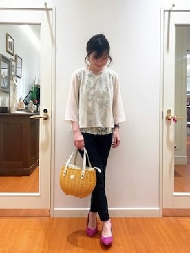 「KATHARINE ROSS（キャサリンロス）のアイテム（デニムパンツ）」を使った、KATHARINEROSS さん（レディース・155cm）の春コーディネート