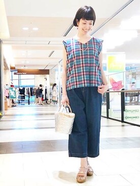 「KATHARINE ROSS（キャサリンロス）のアイテム（デニムパンツ）」を使った、KATHARINEROSS さん（レディース・156cm）の春コーディネート