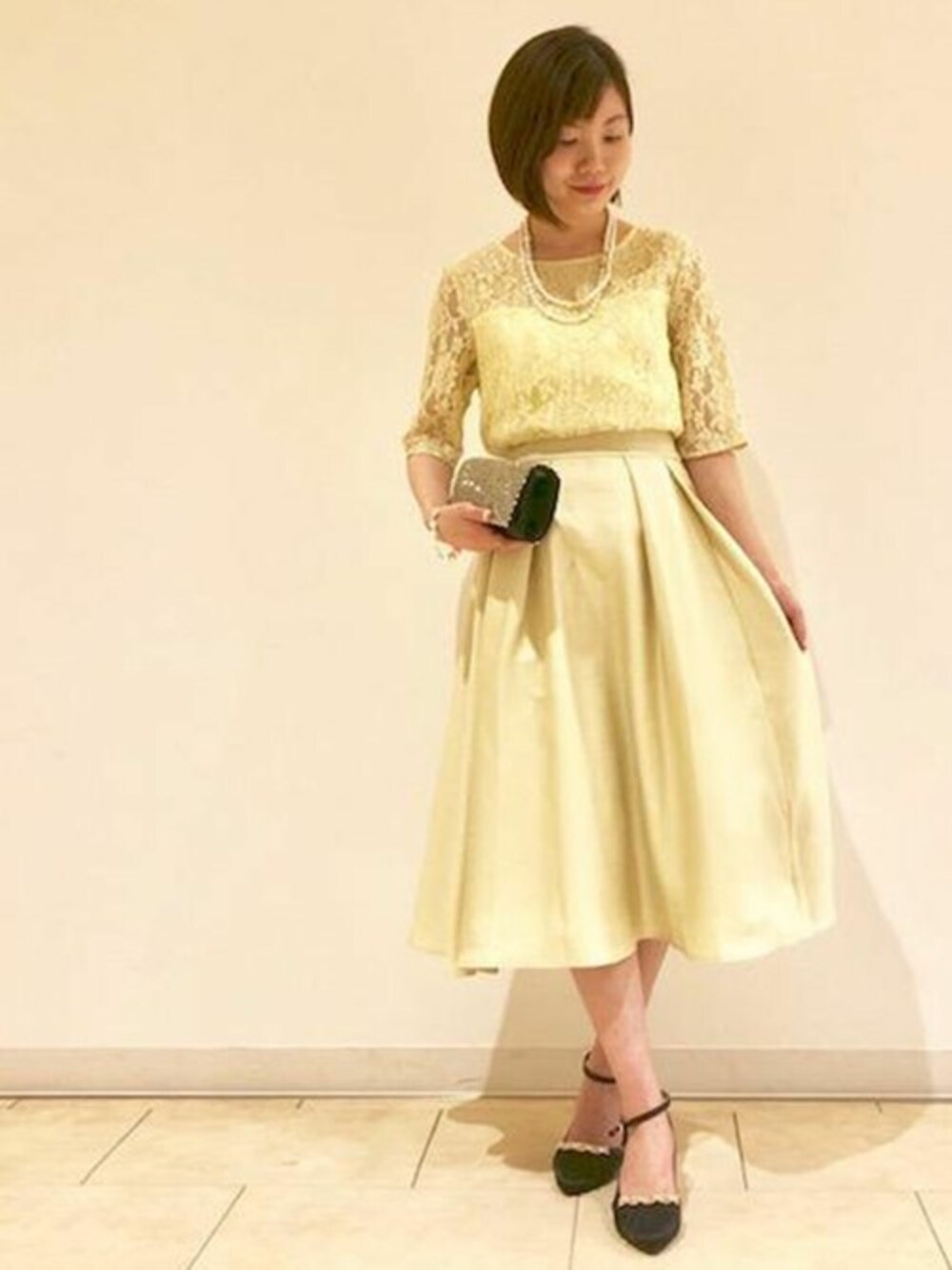 「ワンピース、イエロー、パーティースタイル、フォーマル、ドレス、二次会、春、ootd、キャサリンロス、KATHARINE ROSS」｜「KATHARINE ROSSの【KATHARINE ROSS】レース切替シャンタンドレス（ドレス、イエロー系）」を使った、KATHARINEROSS さん（レディース・154cm）の春コーディネートの1枚目の写真