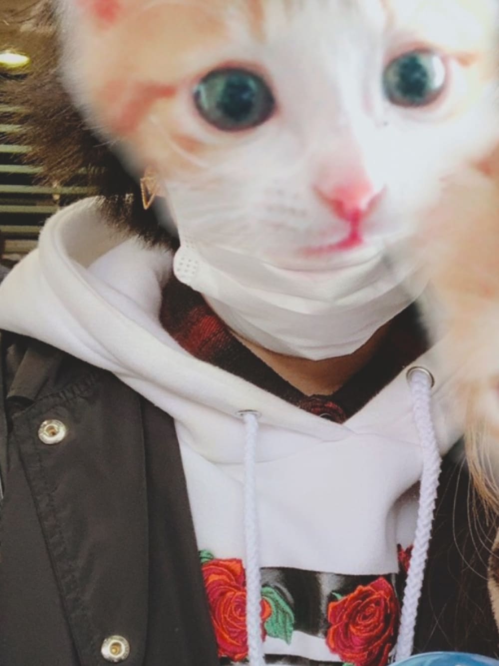 「ビッグシルエット、コロナに負けない、猫、感染対策、重ね着」｜「UNDERCOVERのアイテム（ナイロンジャケット、ブラック系）」を使った、けんたろう@猫好き薬剤師さん（メンズ・169cm）の春コーディネートの1枚目の写真