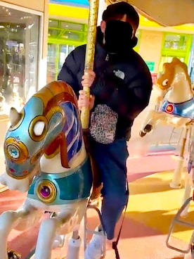 「NIKE(ナイキ)のアイテム(ショルダーバッグ)」を使った、sinnさん(メンズ・188cm)の冬コーディネート