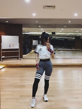 Ying Heさんのコーディネート