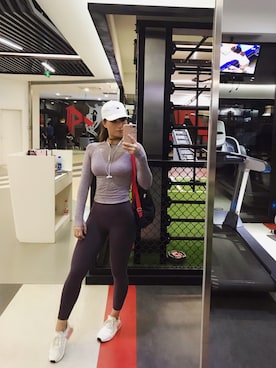 Ying Heさんのコーディネート