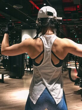 Ying Heさんのコーディネート