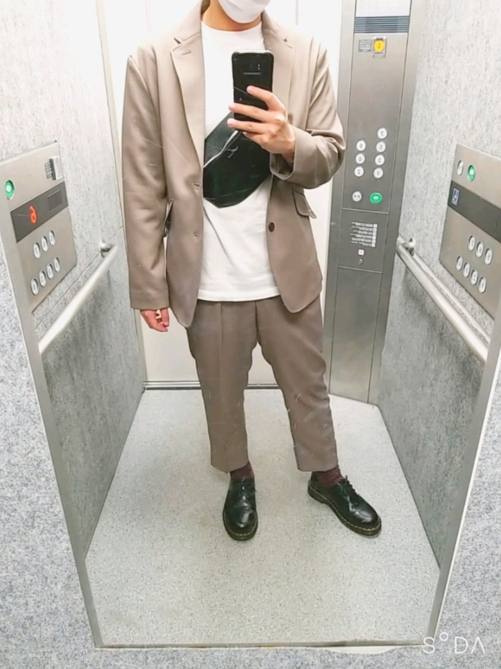 「低身長、低身長コーデ、低身長男子、セットアップ、WYM、Dr.Martens、coen、converse、短足、ぽっちゃり」｜「Dr. MartensのDr.Martens 1461 3ホールシューズ（ドレスシューズ、ブラック系）」を使った、ぽぽさん（メンズ・170cm）の春コーディネートの1枚目の写真