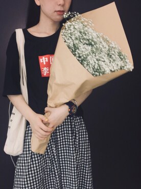 了一李和安含さんのコーディネート