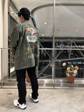 「AVIREX（アヴィレックス）のアイテム（ミリタリージャケット）」を使った、TAKEさん（メンズ・170cm）の冬コーディネート
