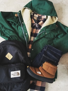 「ヌプシ」｜「アイテム（マウンテンパーカー）」を使った、なおさん（レディース・154cm）の冬コーディネート