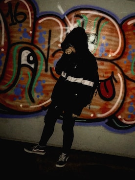 「STUSSY（ステューシー）のアイテム（ナイロンジャケット）」を使った、Michaelさん（レディース・168cm）の冬コーディネート