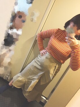 「GU（ジーユー）のアイテム（トップス、オレンジ系）」を使った、アンさん（レディース）の春コーディネート