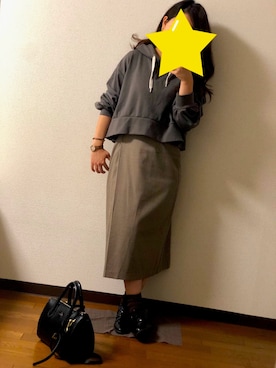 「Marc by Marc Jacobs（マークバイマークジェイコブス）のアイテム（アナログ腕時計）」を使った、mxx.さん（レディース・147cm）の秋コーディネート