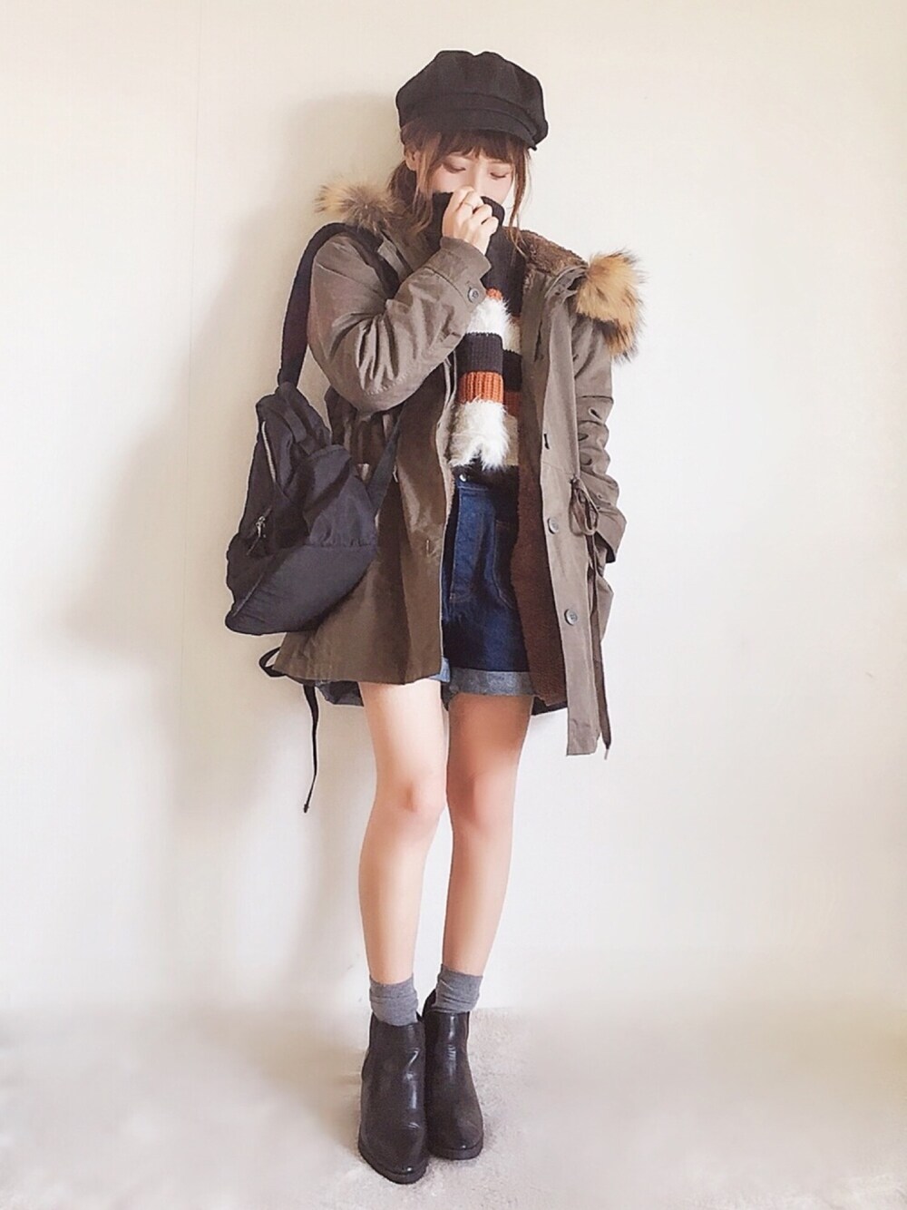 モッズコートを使った「ショートパンツ」の人気ファッション
