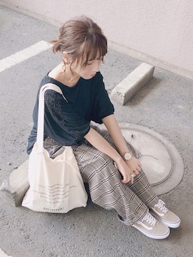 Hk Works London 肩レース付きゆるプルオーバーを使った人気ファッションコーディネート Wear