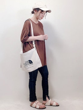 「coca（coca）（コカ）のアイテム（帽子）」を使った、yumi.さん（レディース・151cm）の夏コーディネート