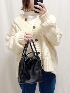 「GRL（グレイル）の2way巾着ショルダーバッグ（ショルダーバッグ）」を使った、yumi.さん（レディース・151cm）の冬コーディネート