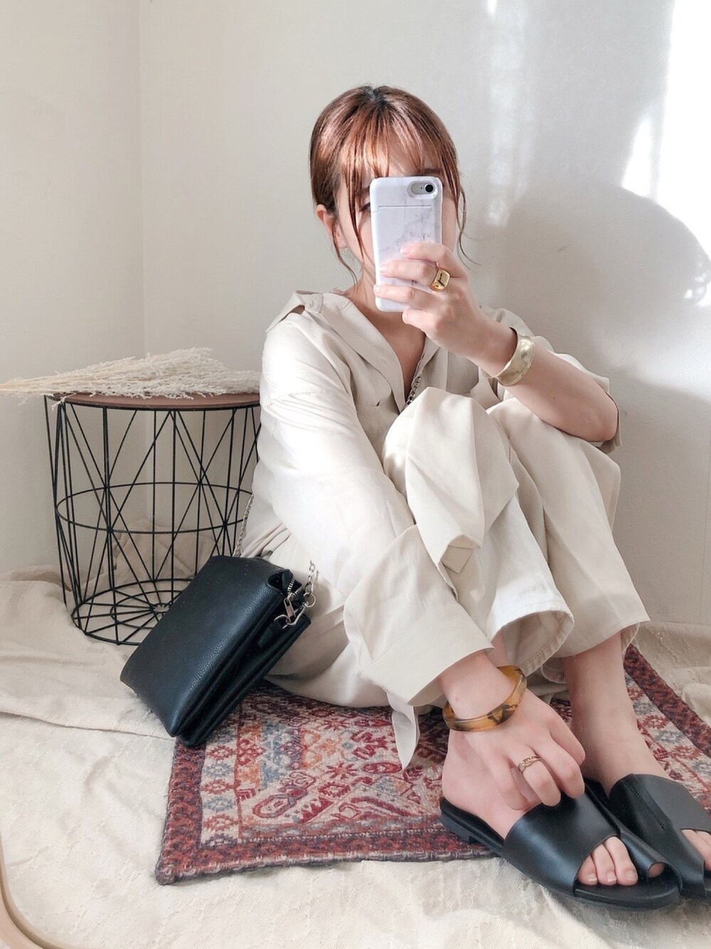 「シンプル、楽チンコーデ、オトナカジュアル、シャツスタイル、ワンピース、ワントーンコーデ、淡色コーデ、休日スタイル」｜「立ちver.のアイテム（ワンピース/ドレス、グリーン系）」を使った、yumi.さん（レディース・151cm）の夏コーディネートの1枚目の写真
