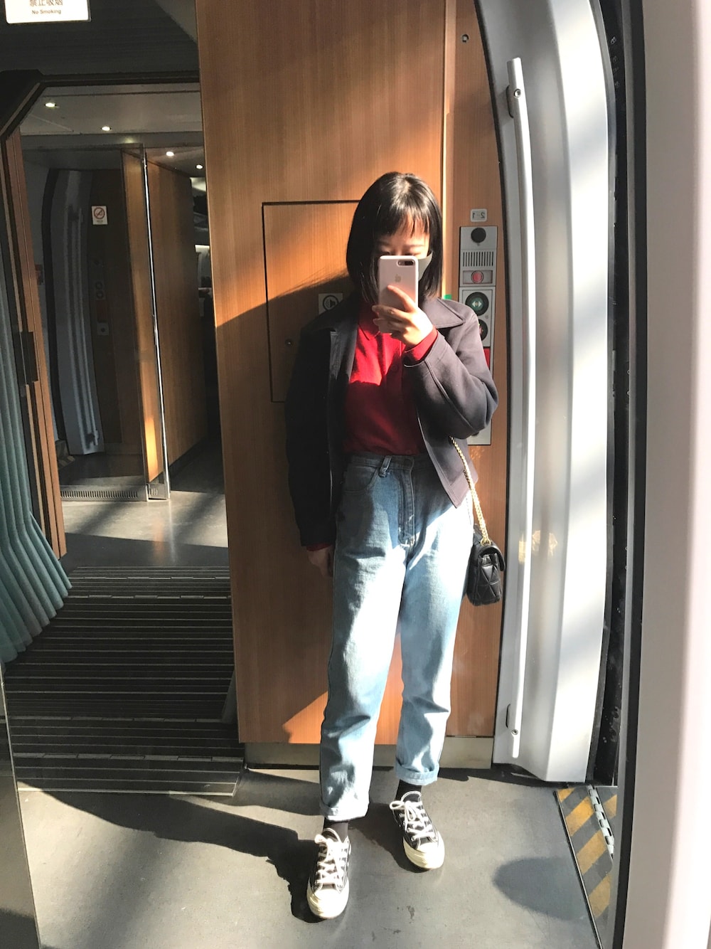 「UNIQLOのアイテム（ブルゾン、ブラック系）」を使った、Ryuさん（レディース・158cm）の春コーディネートの1枚目の写真