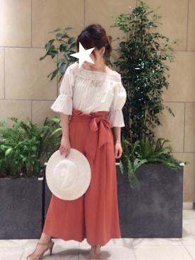 「海外」｜「アイテム（帽子）」を使った、ララ☆193さん（レディース・159cm）の夏コーディネート