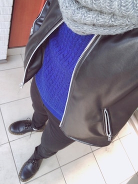 「AZUL by moussy（アズールバイマウジー）のアイテム（ライダースジャケット）」を使った、monさん（メンズ・165cm）の冬コーディネート