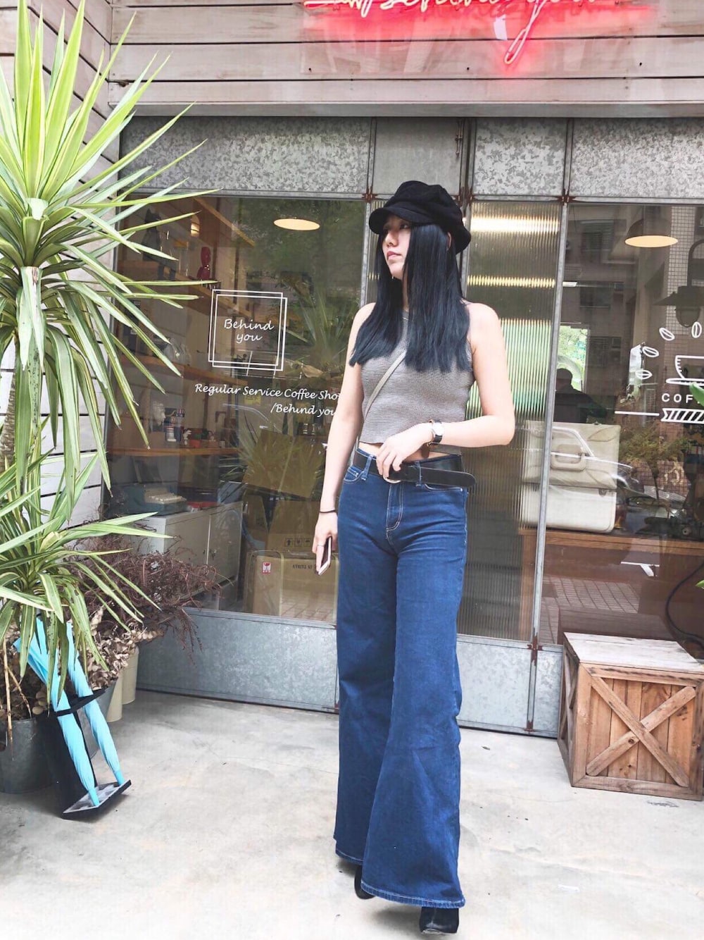 「ootd、夏、報童帽、丹寧、TAIPEI、コーデ」｜「ZARAのアイテム（デニムパンツ、ブルー系）」を使った、Ari_Kuoさん（レディース・170cm）の春コーディネートの1枚目の写真