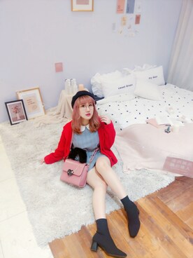 「red」｜「アイテム（その他アウター）」を使った、Bonnie Liaoさん（レディース・162cm）の冬コーディネート
