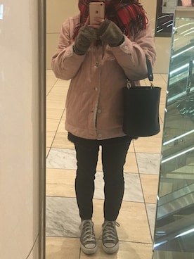 「コンバースハイカット」｜「アイテム（その他アウター）」を使った、り☆ささん（レディース・156cm）の春コーディネート
