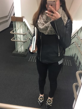 「FOREVER 21」｜「アイテム（ライダースジャケット）」を使った、り☆ささん（レディース・156cm）の春コーディネート