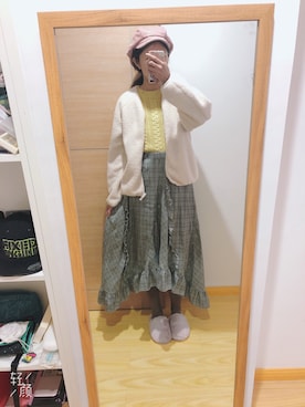 「merry jenny（メリージェニー）のグレンチェックロングスカート（スカート、グレー系）」を使った、前岛迷路子さん（レディース・168cm）の秋コーディネート