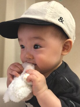 「ARCH & LINE（アーチアンドライン）のアイテム（帽子）」を使った、Shu.さん（キッズ・70cm）の春コーディネート