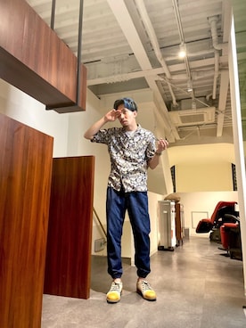 「McQ Alexander McQueen（マックキューアレキサンダーマックイーン）のアイテム（パンツ）」を使った、kutuoさん（メンズ・174cm）の夏コーディネート