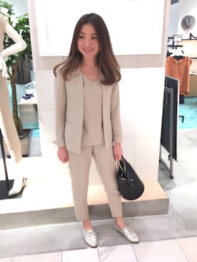 「アイテム（ノーカラージャケット、グレー系）」を使った、AOI(Tonal)さん（レディース・158cm）の春コーディネート