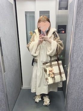 「LA BELLE ETUDE（ラベルエチュード）のアイテム（その他アウター）」を使った、ココリンさん（レディース・164cm）の冬コーディネート