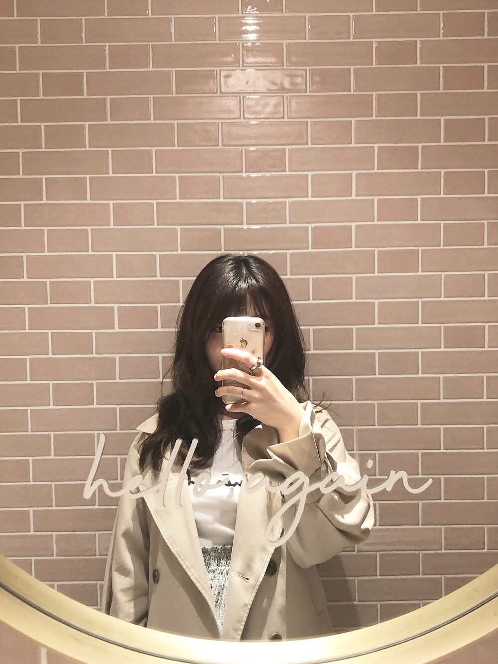 「春コーデ、カジュアルコーデ、カフェ、ラクチンコーデ、Tシャツ、花柄、ベージュコーデ、アニエスベー、wcloset、AIRMAX90」｜「Latticeのアイテム（リング、シルバー系）」を使った、ゆ う かさん（レディース・158cm）の春コーディネートの1枚目の写真