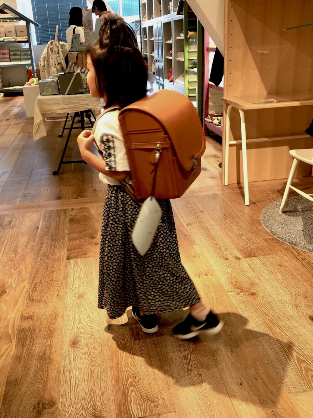 「ハナガラ、キッズコーデ、6歳」｜「GLOBAL WORKの【キッズ】コバナガラフレアスカート/822372（スカート、ブラック系）」を使った、meiko☺︎さん（キッズ・110cm）の夏コーディネートの1枚目の写真