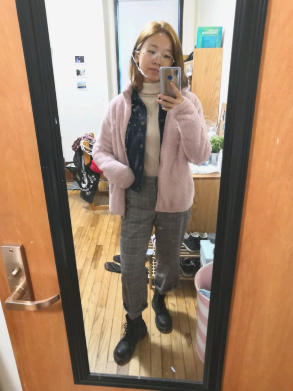 「plaid、winter、FOREVER 21、UNIQLO、ootd」｜「UNIQLOのアイテム（ノーカラージャケット、ピンク系）」を使った、JojosOOTD:3さん（レディース・160cm）の春コーディネートの1枚目の写真